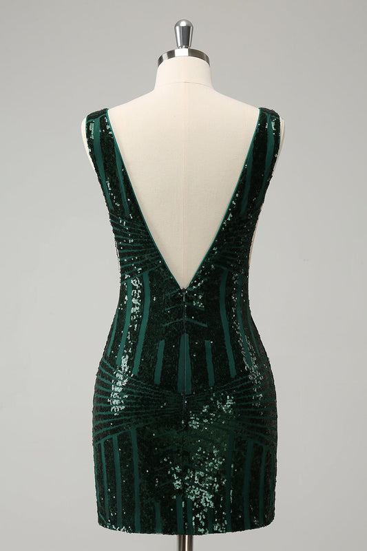 Robe de bal vert foncé pailletée avec sequins et col en V, à volants amovibles
