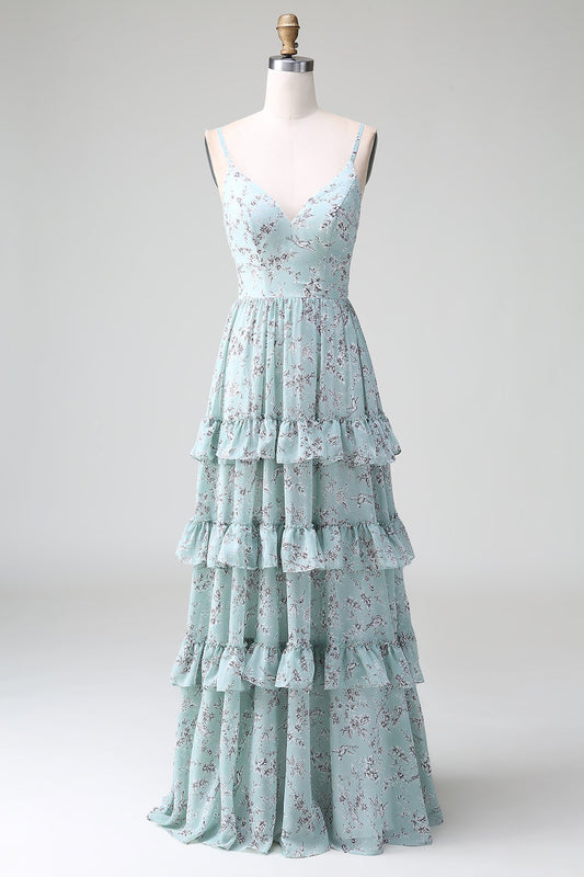 Robe de demoiselle d'honneur longue gris-vert à fines bretelles et volants