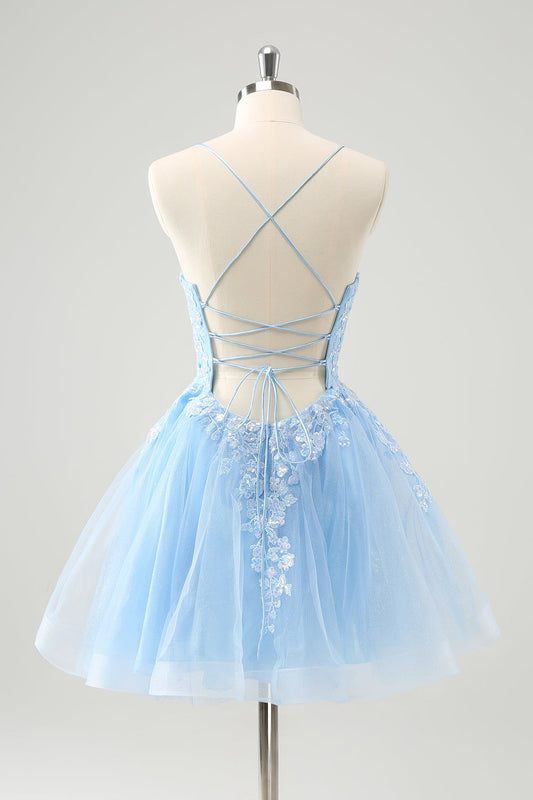 Robe courte de bal de fin d'année bleu pailleté brillant trapèze avec sequins et appliques