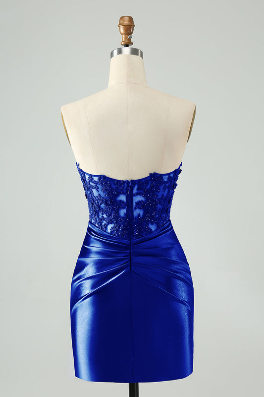 Robe de bal de promo moulante bleu roi scintillante avec découpes et dentelle, sans bretelles