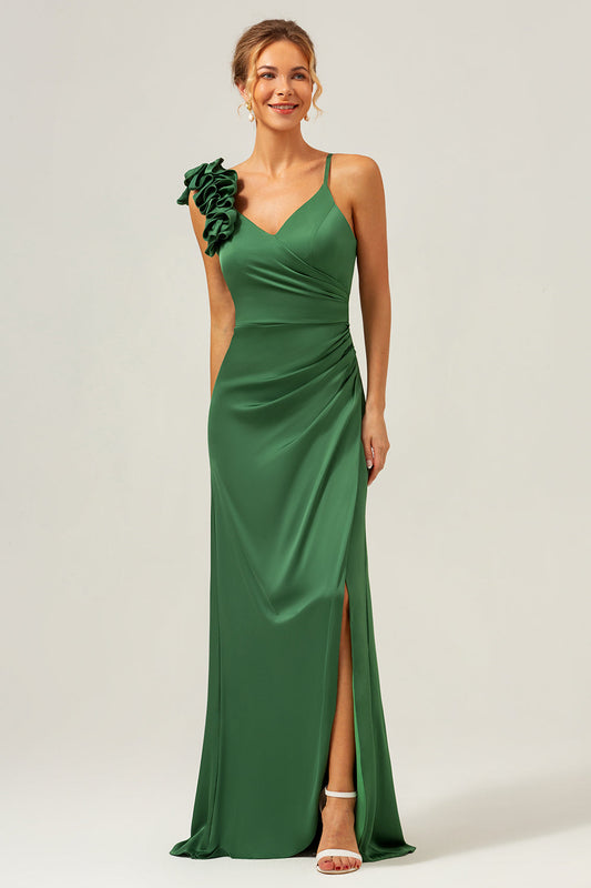 Robe longue de demoiselle d'honneur plissée en satin vert olive avec fente