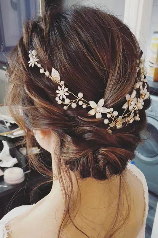 Accessoires de cheveux de mariée avec fleurs et cristaux