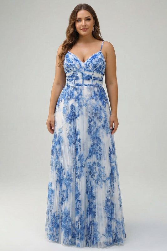 Robe de demoiselle d'honneur plissée trapèze de grande taille à fines bretelles avec fleurs blanches et bleues
