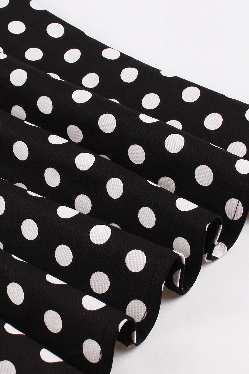 A-Line Black Polka Dot Short Sleeve 1950s Dress with Belt