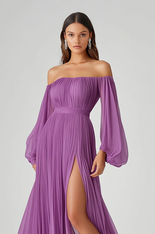 Robe de soirée longue fendue en mousseline violette avec manches longues et coupe trapèze