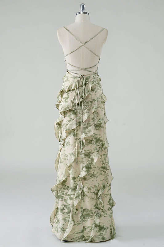 Robe longue de demoiselle d'honneur avec bretelles fines, décolleté en cœur, volants et motif floral couleur sauge