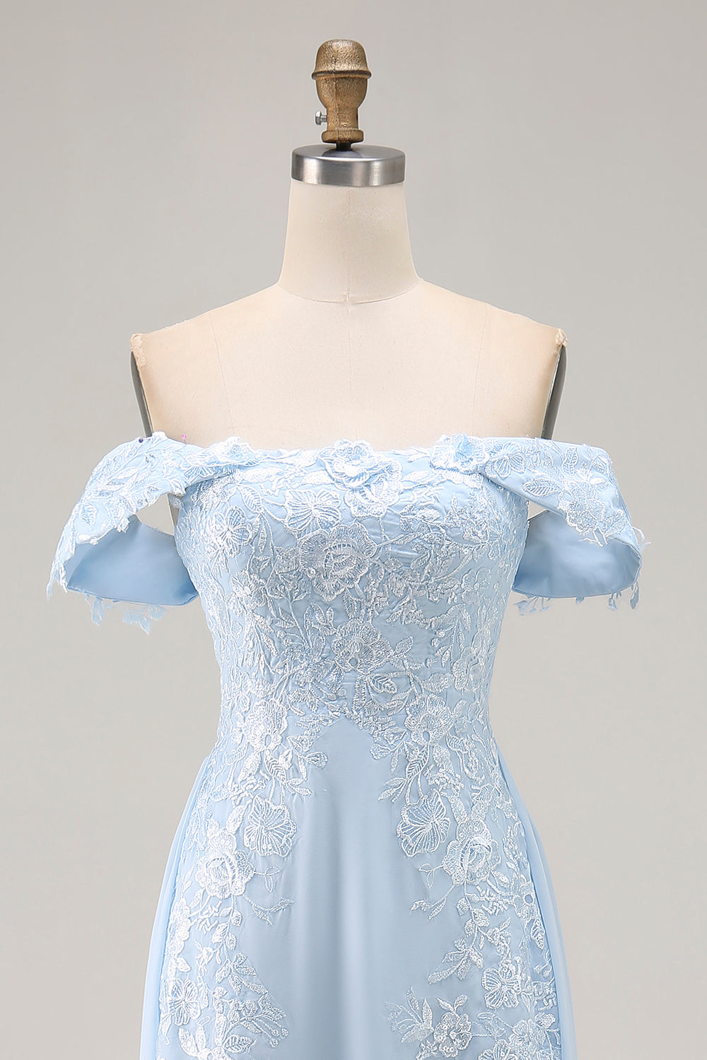 Robe de soirée longue fourreau en mousseline de soie bleu ciel élégante, épaules dénudées, ornée d'appliqués en dentelle, pour mère de la mariée