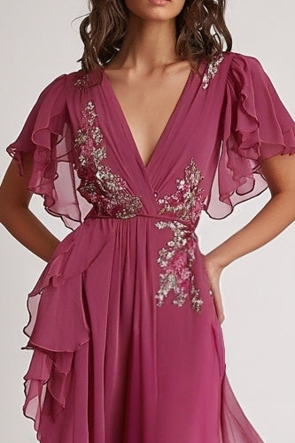 Robe de soirée longue trapèze à encolure en V rose foncé ornée de fleurs avec volants