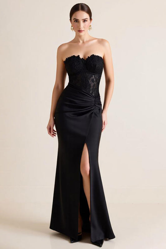 Robe longue de soirée sirène noire sans bretelles en satin froncé avec dentelle