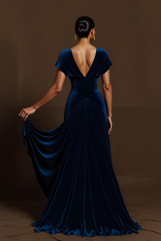 Robe longue de vacances plissée bleu roi coupe évasée col en V