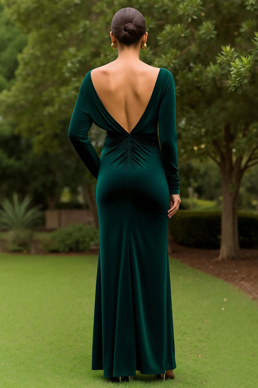 Robe de soirée vert foncé en velours avec fronces, manches longues et fente