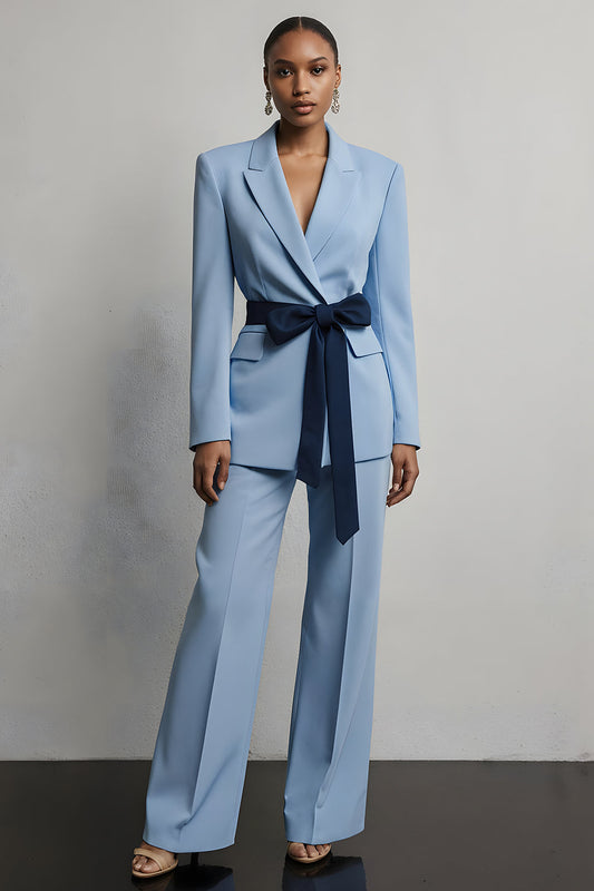 Costumes d'affaires 2 pièces bleu clair à revers pointus avec ceinture