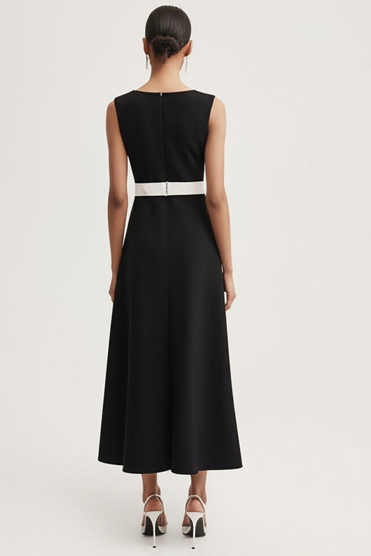 Robe longue de travail évasée en satin noir et blanc