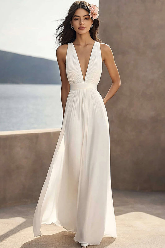 Robe de fiançailles longue en mousseline froncée ivoire avec décolleté en V profond