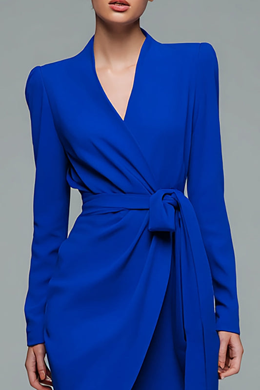 Robe de travail fourreau courte bleu roi avec col en V et ceinture