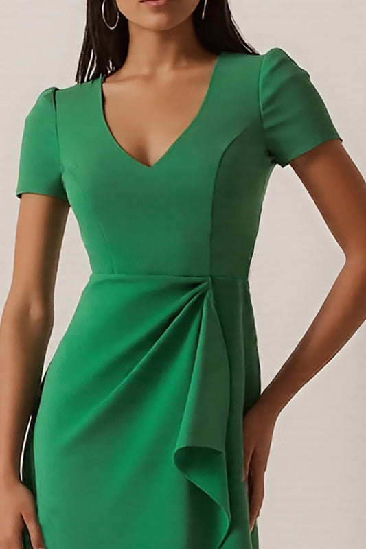 Robe de travail midi en satin coupe trapèze verte avec volants