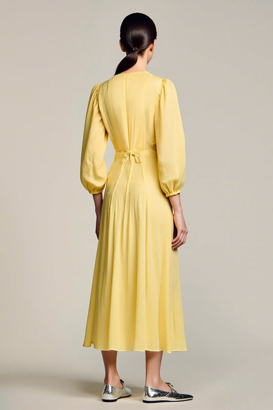 Robe longue de soirée jaune à col en V
