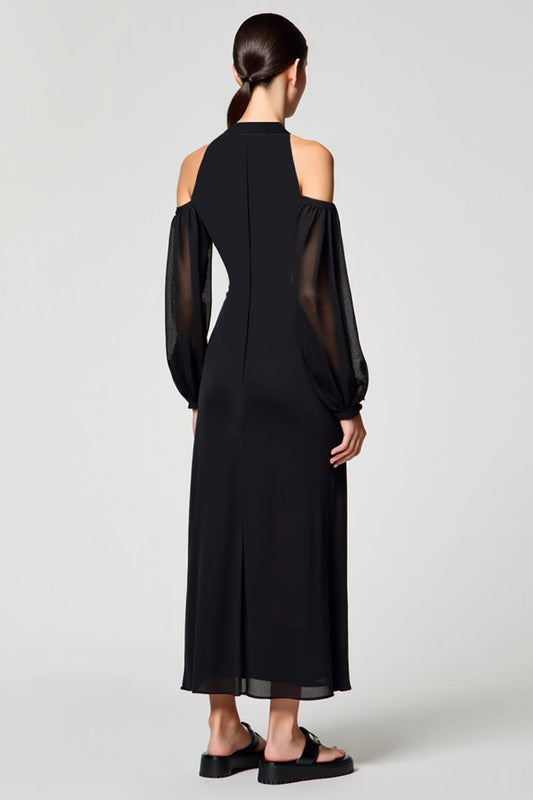 Robe de soirée longue trapèze noire avec épaules dénudées