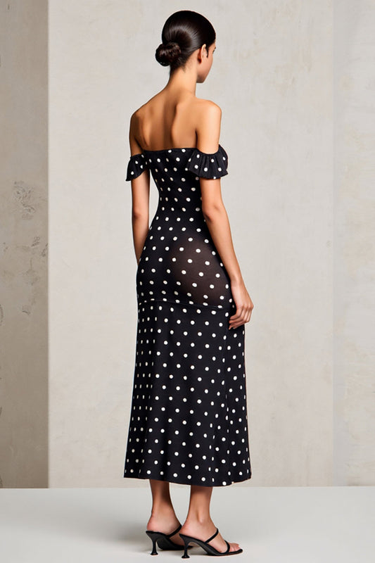 Robe fourreau noire à pois, épaules dénudées, pour invitée de mariage