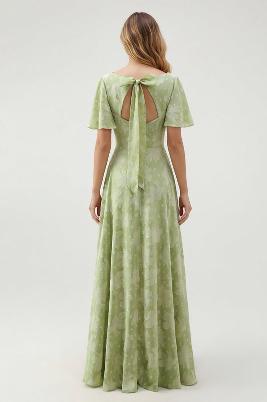 Robe longue de demoiselle d'honneur vert fleuri trapèze décolleté en V à manches courtes