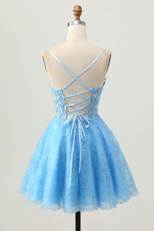 Robe de bal courte en forme de corset bleu avec appliques