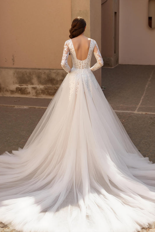 V Neck Lace Ivory Tulle A Line Long Wedding Dress With Long Sleeves