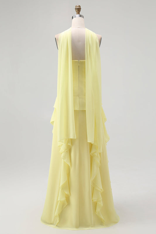 Robe longue de demoiselle d'honneur jaune sans bretelles à volants et traîne en ruban
