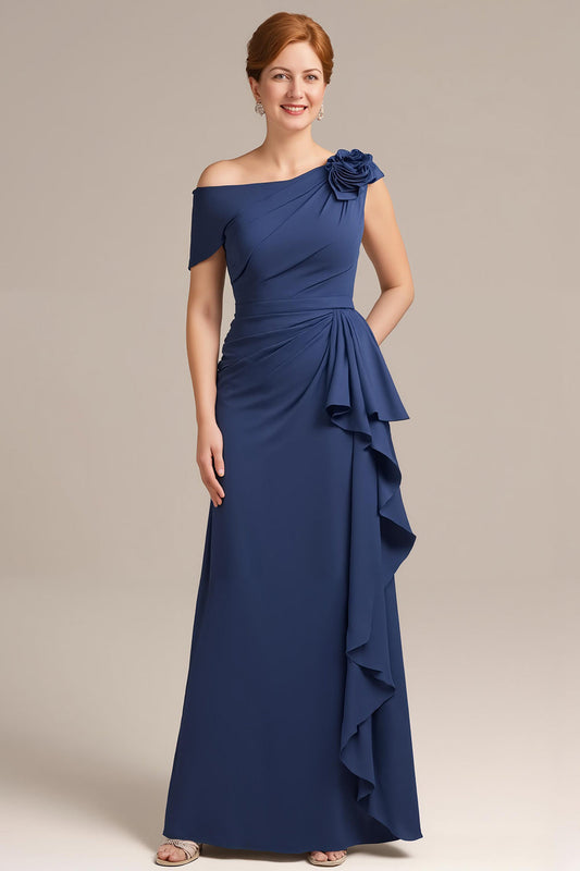 Robe de mère de la mariée longue fourreau asymétrique bleu marine à volants et fleur 3D