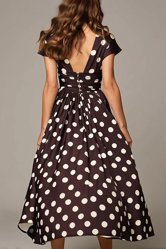 Robe de soirée trapèze col V manches marron foncé à pois blancs