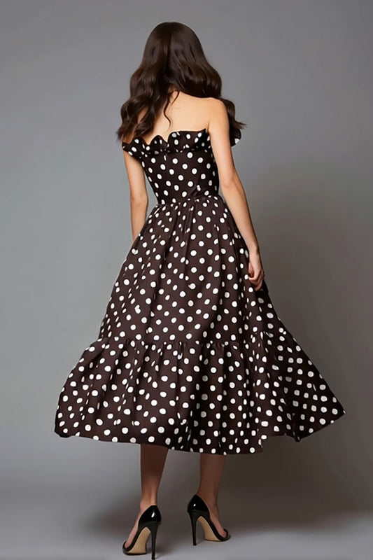 Robe de soirée bustier à volants marron foncé à pois blancs avec poches