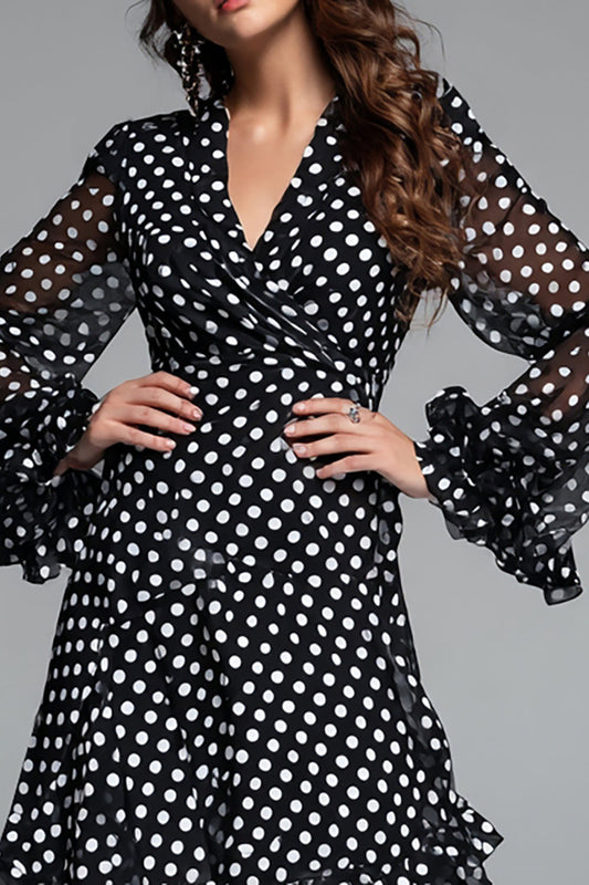 Robe longue de soirée à volants et manches avec pois noir et blanc