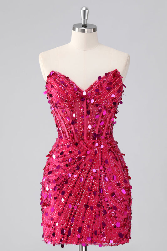 Robe de soirée moulante et courte, bustier fuchsia scintillant, corset à sequins et perles