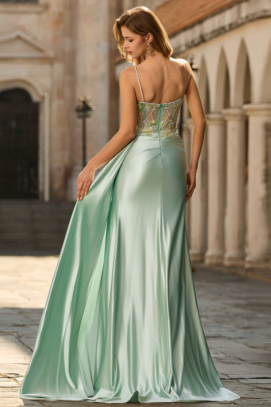 Robe de bal longue en satin avec corset perlé et drapé latéral La Sirène Verte