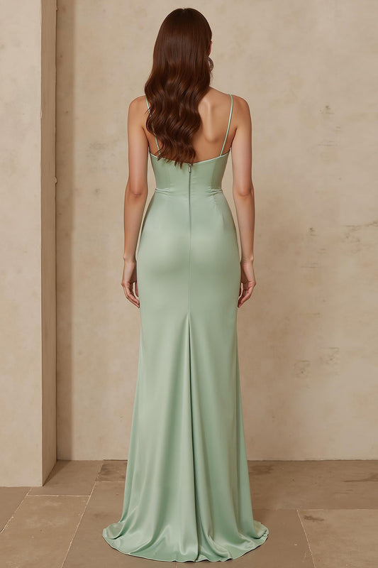 Robe longue de demoiselle d'honneur fendue en satin vert sauge avec bretelles spaghetti
