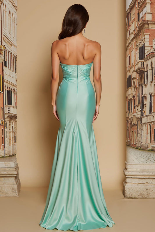 Robe longue de demoiselle d'honneur ruchée sirène en satin vert menthe avec fente
