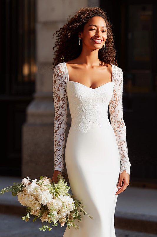 Vestido de Novia Blanco con Aplicaciones de Encaje de Sirena y Cola de Corte