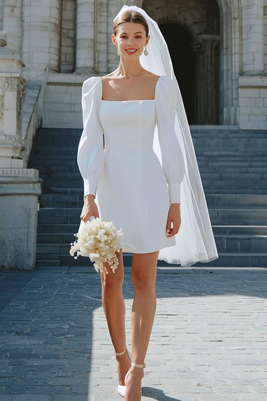 Robe de fiançailles en satin ivoire trapèze à encolure carrée