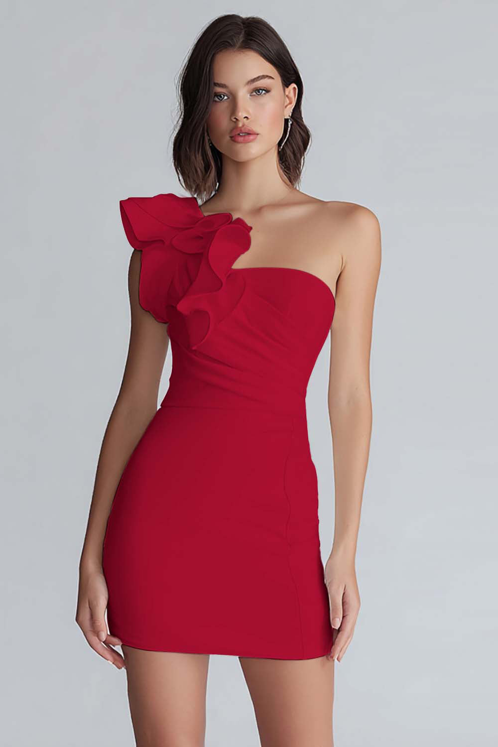 Robe courte moulante blanche à épaule unique froncée