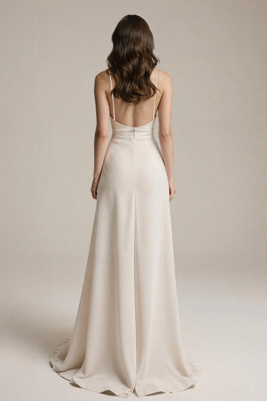 Robe de soirée longue fourreau simple en satin ivoire à col en V