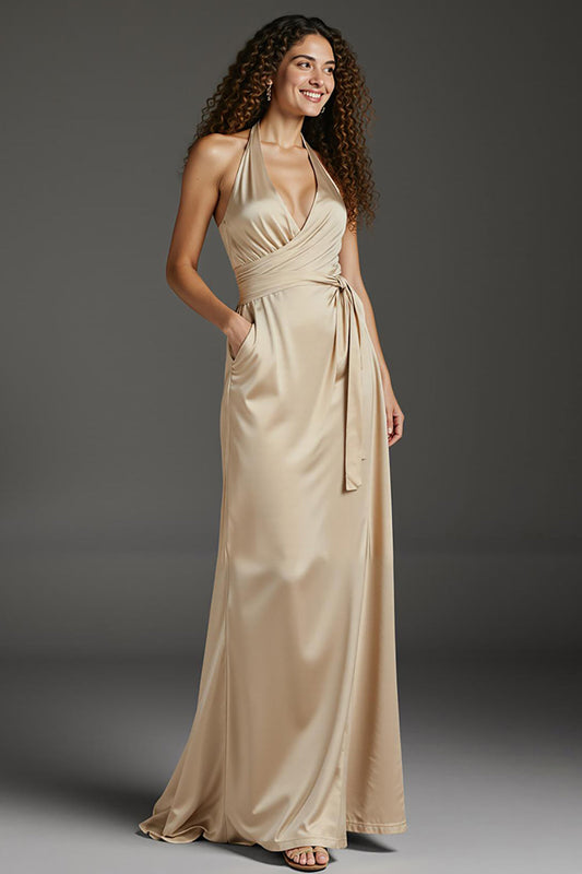 Robe longue de soirée fourreau en satin couleur champagne avec poches