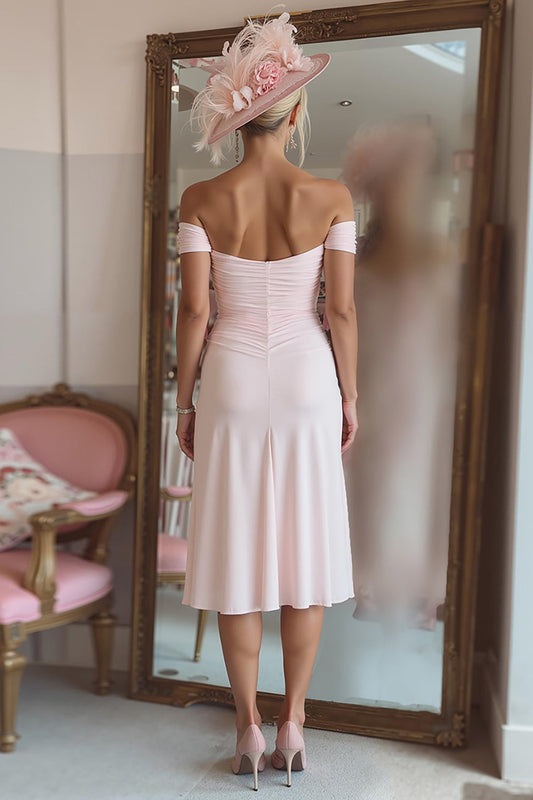 Robe rose bonbon pour mère de la mariée, épaules dénudées, froncée, avec fente