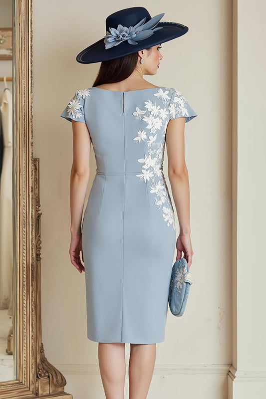Robe midi fourreau bleu poudré appliquée avec manches courtes pour mère de la mariée