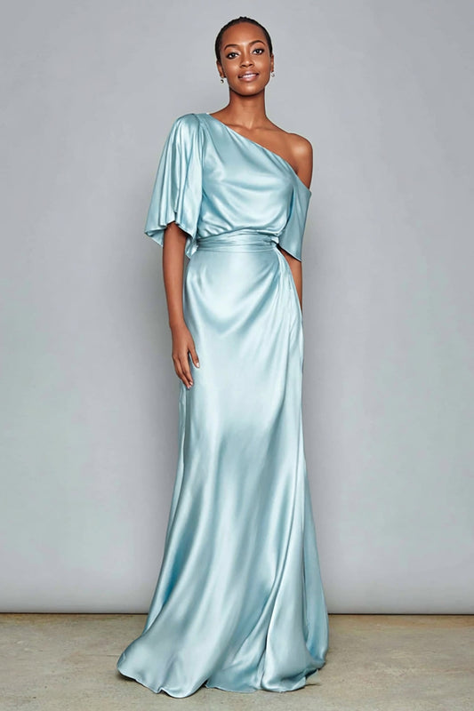 Robe fourreau longue de cérémonie bleu clair en satin à manches et une épaule dénudée