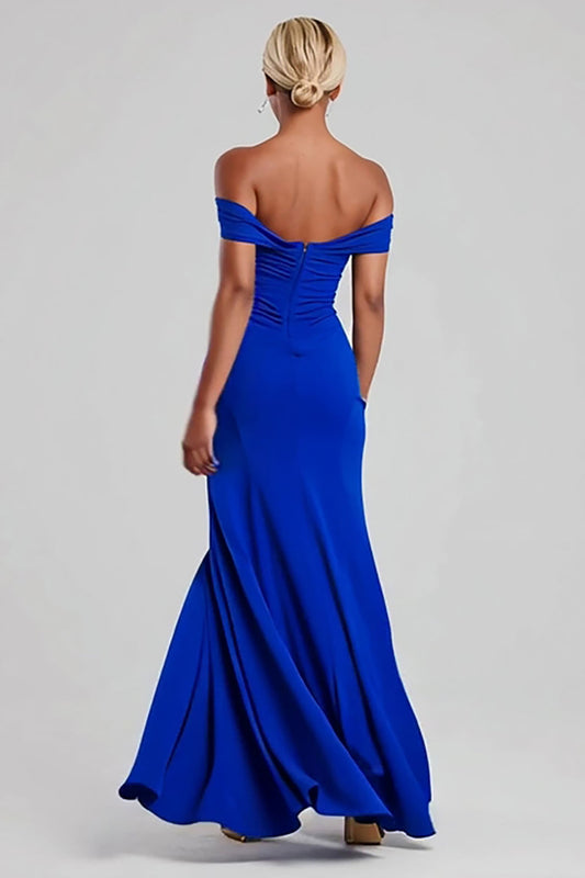 Robe de soirée longue fourreau bleu roi, épaules dénudées, avec fente