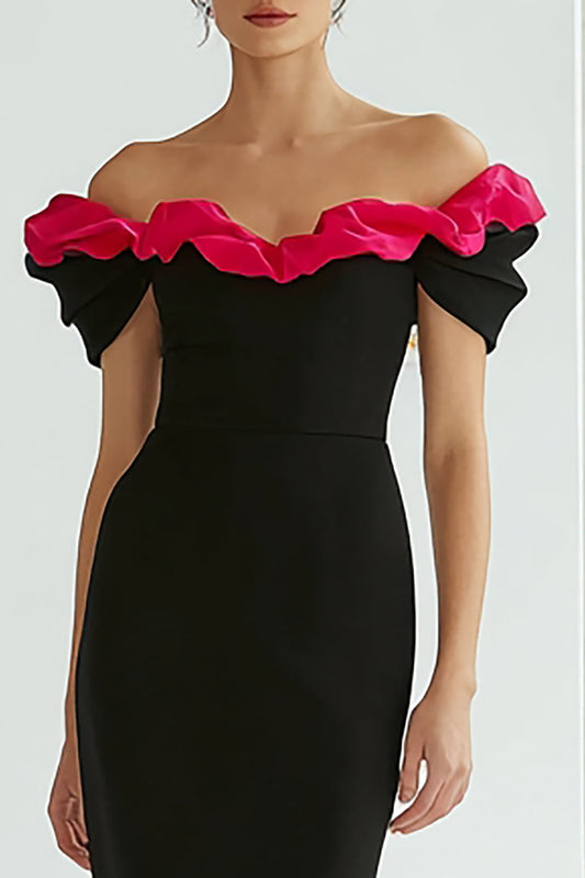 Robe de soirée longue sirène noire et fuchsia à volants et épaules dénudées