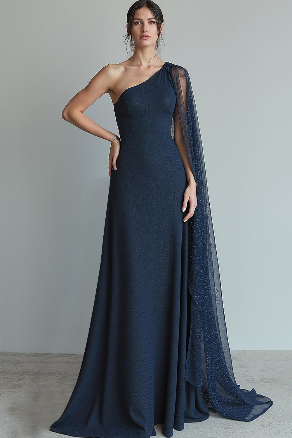 Robe longue de soirée fourreau asymétrique à cape bleu marine
