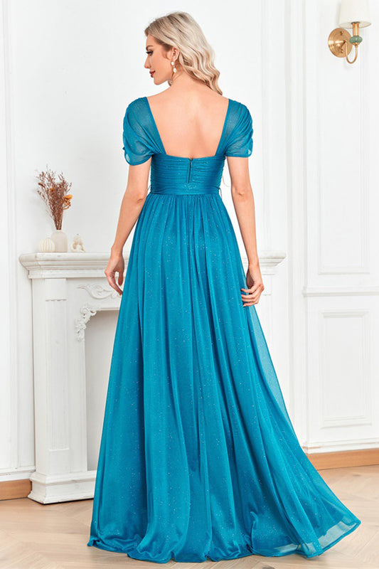 Robe de bal plissée trapèze bleue, épaules dénudées, avec fente
