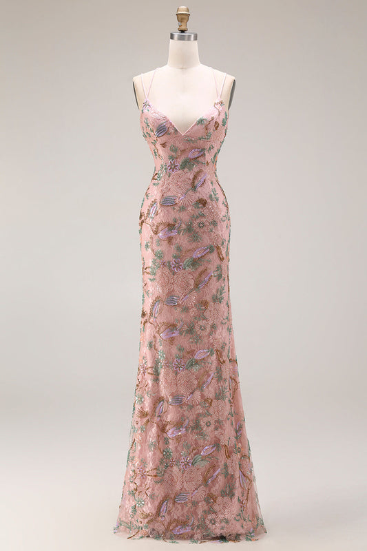 Robe longue de bal fourreau ornée de perles et de paillettes, bretelles spaghetti, motif floral, couleur blush