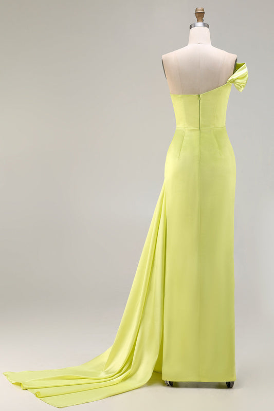 Robe de bal longue fourreau froncé vert asymétrique avec fente