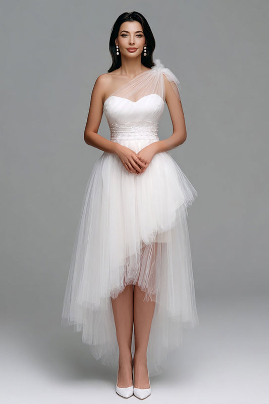 Robe de fiançailles asymétrique en tulle blanc à une épaule